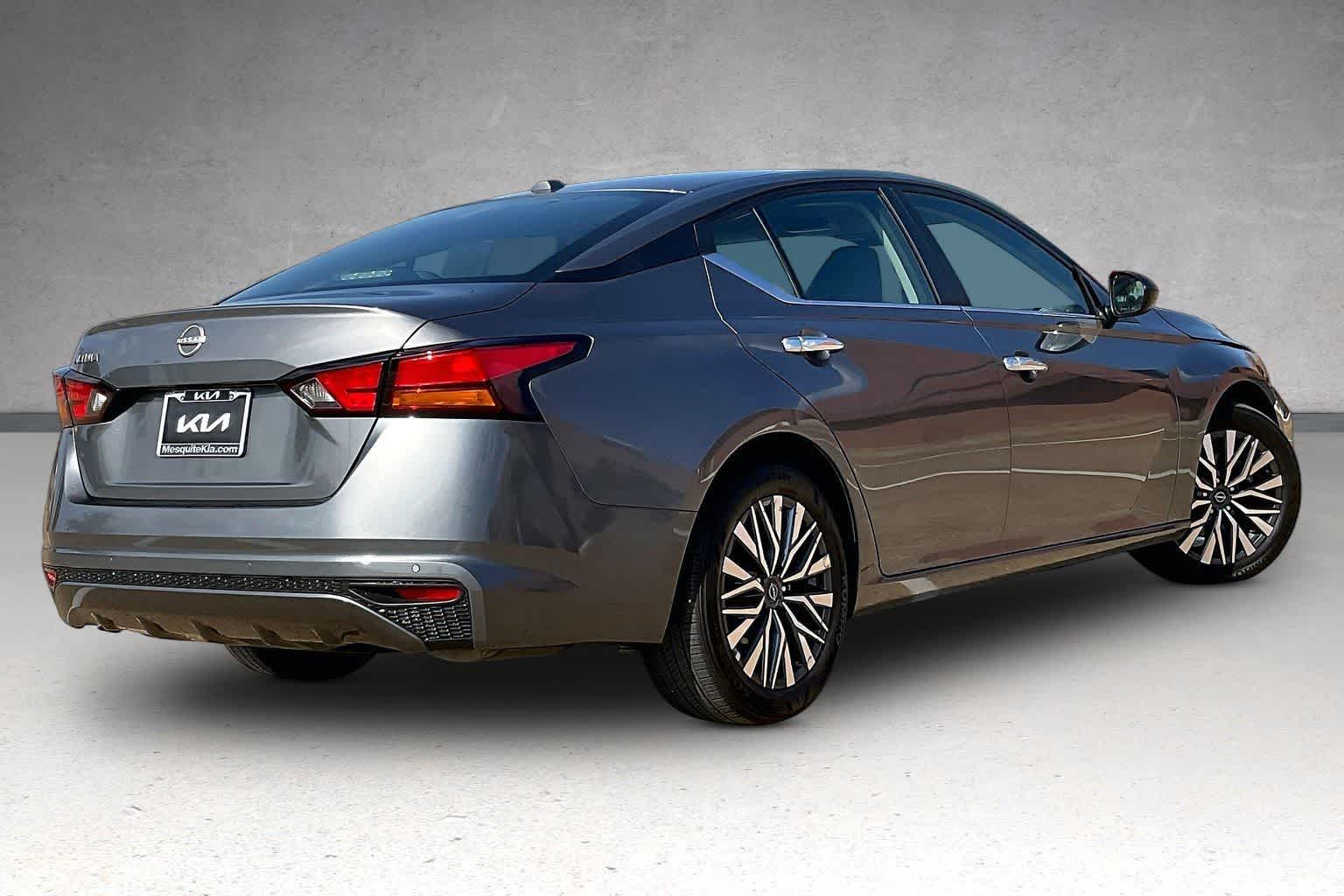 Thumbnail: 2025 Nissan Altima - 20