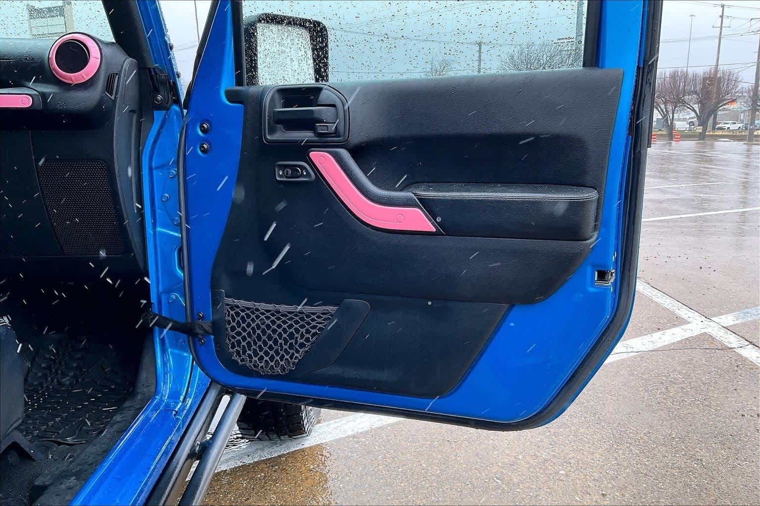 Thumbnail: 2016 Jeep Wrangler - 26