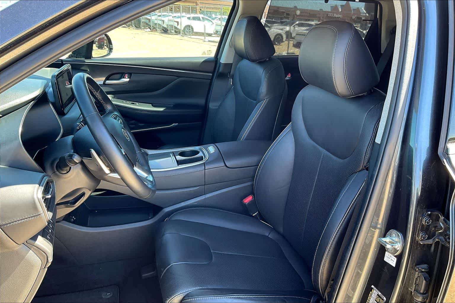 Thumbnail: 2023 Hyundai Santa Fe - 10