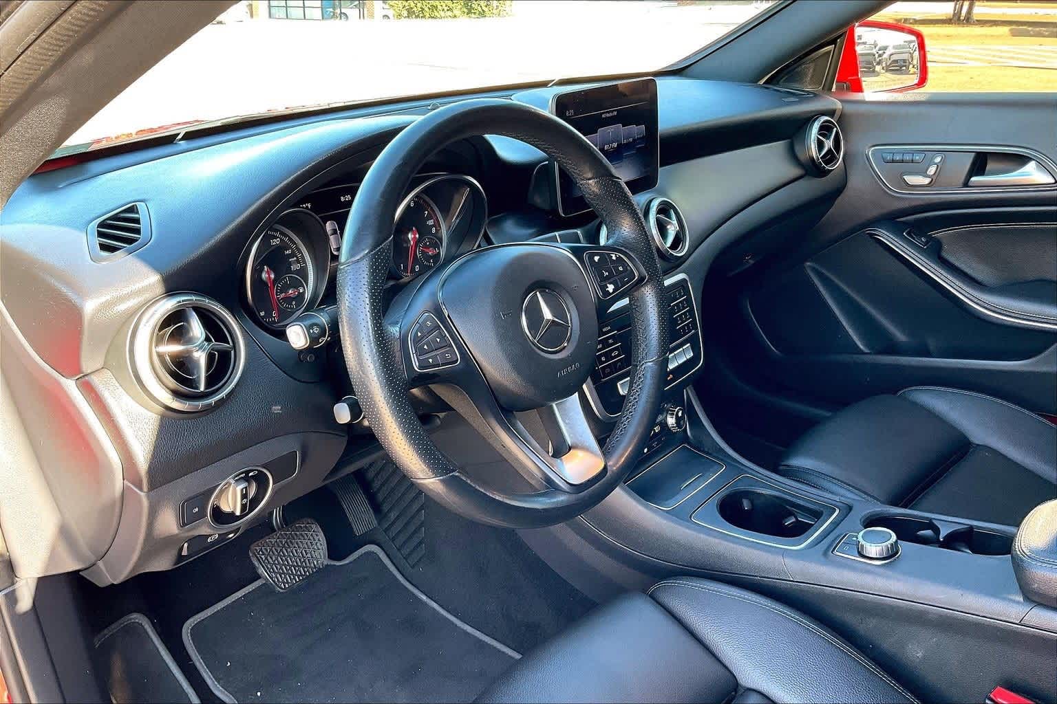 2019 Mercedes Benz CLA 250 photo 2