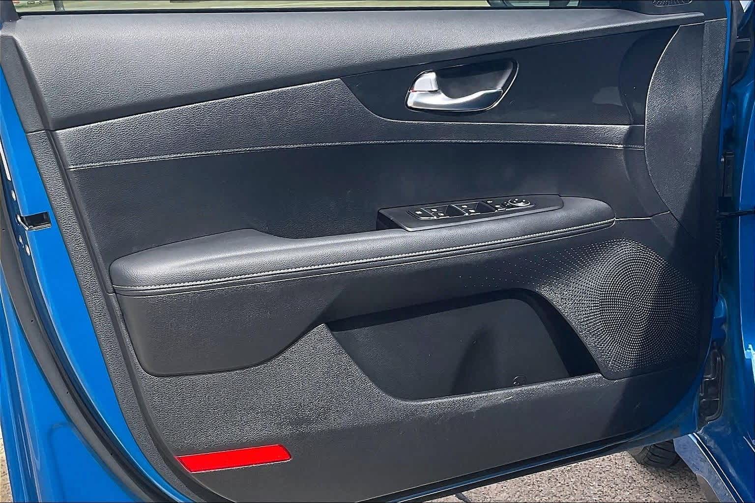 Thumbnail: 2024 Kia Forte - 27