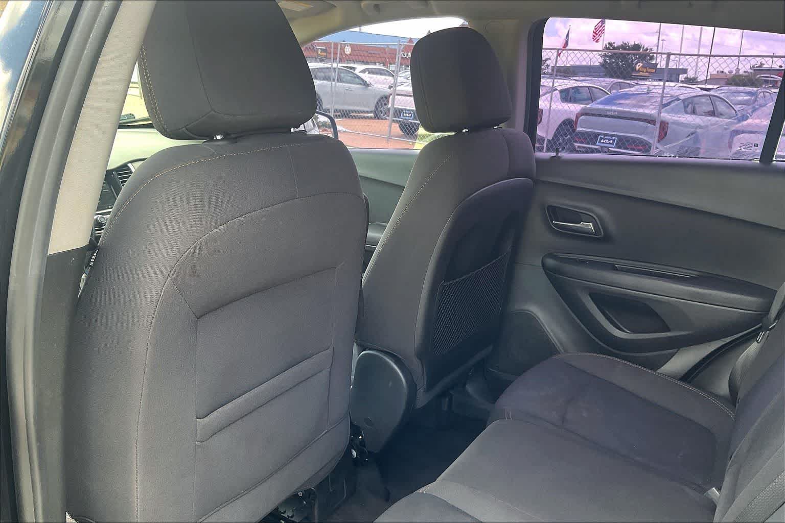 Thumbnail: 2019 Chevrolet Trax - 10