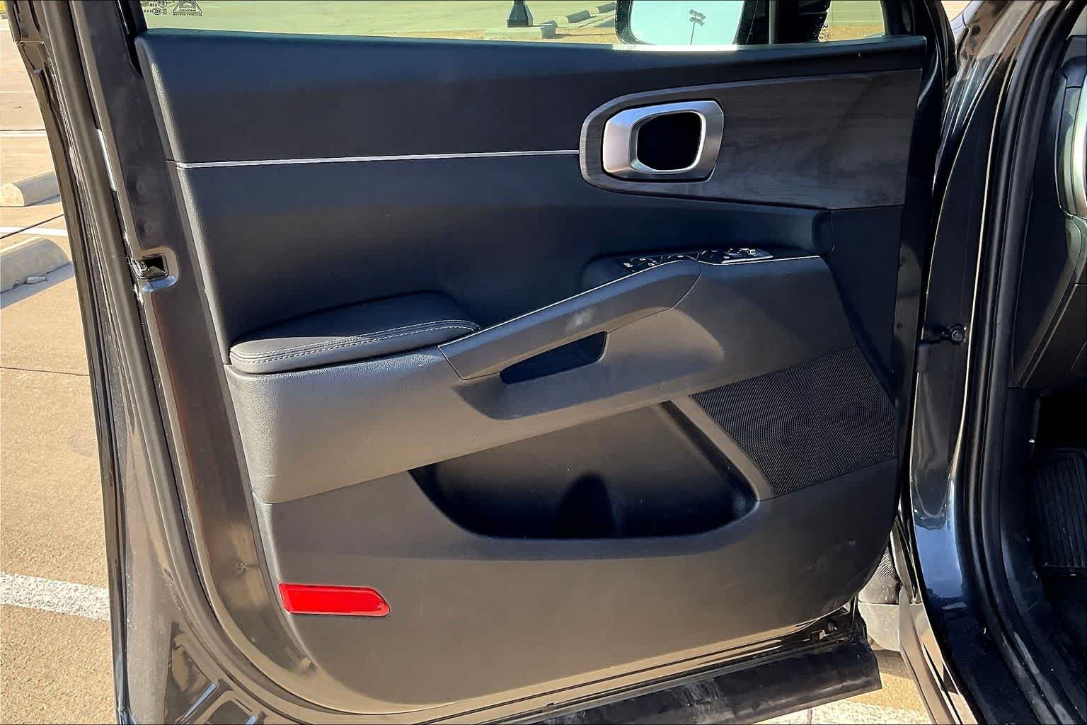 Thumbnail: 2024 Kia Sorento - 27