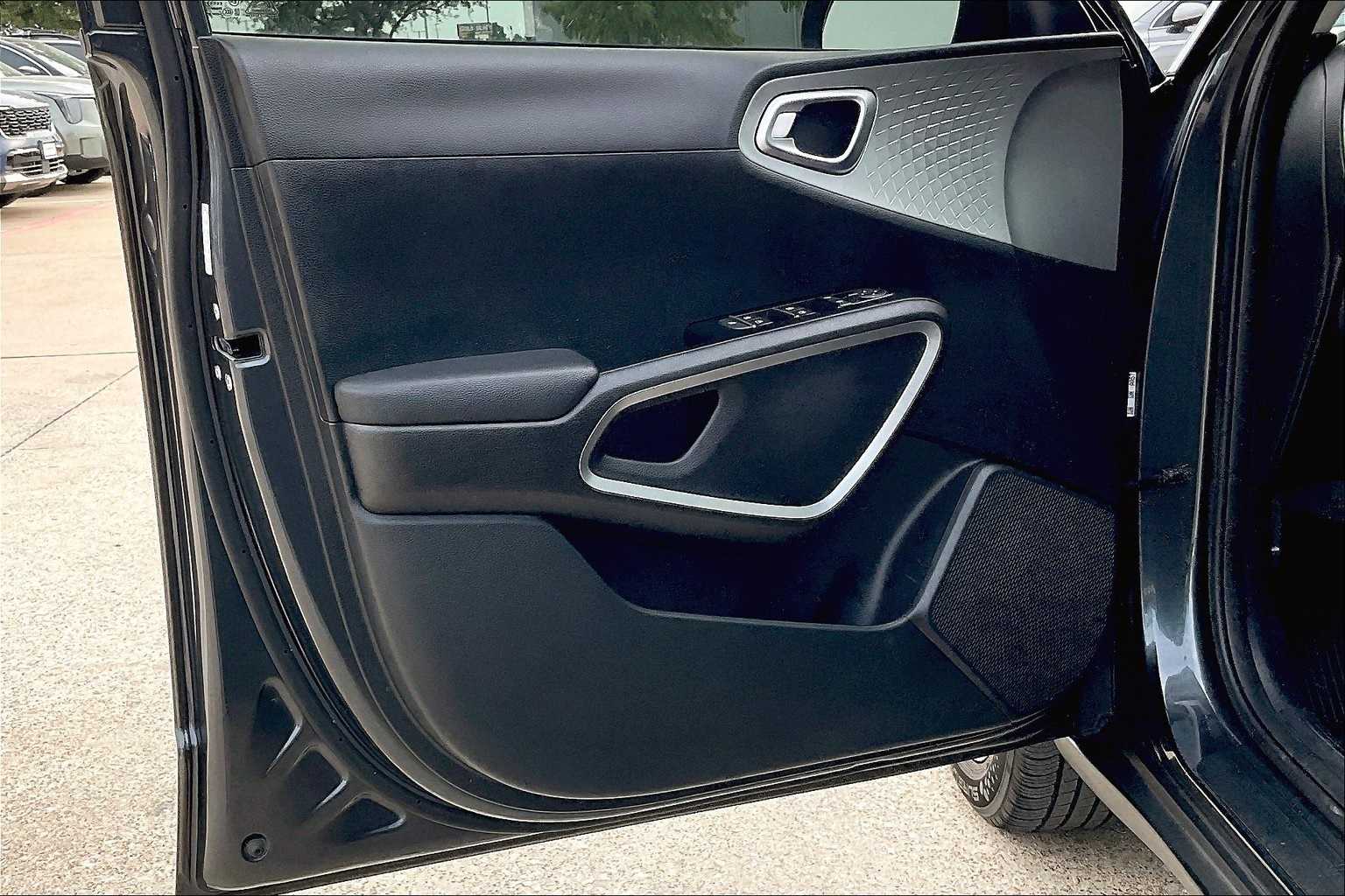 Thumbnail: 2021 Kia Soul - 26