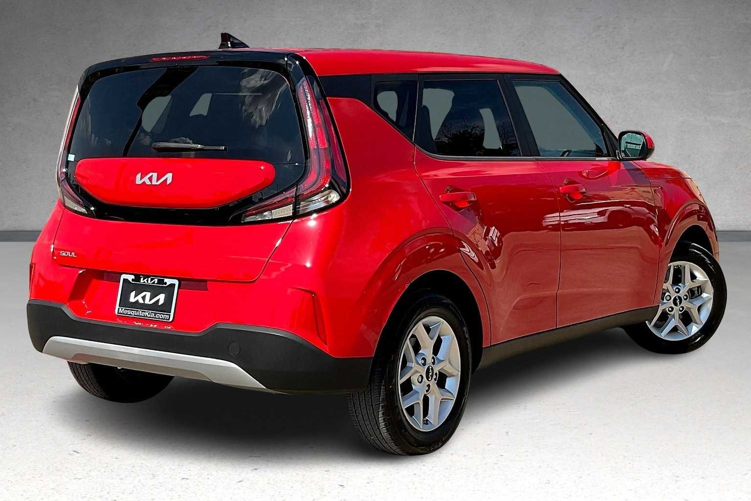 Thumbnail: 2023 Kia Soul - 21