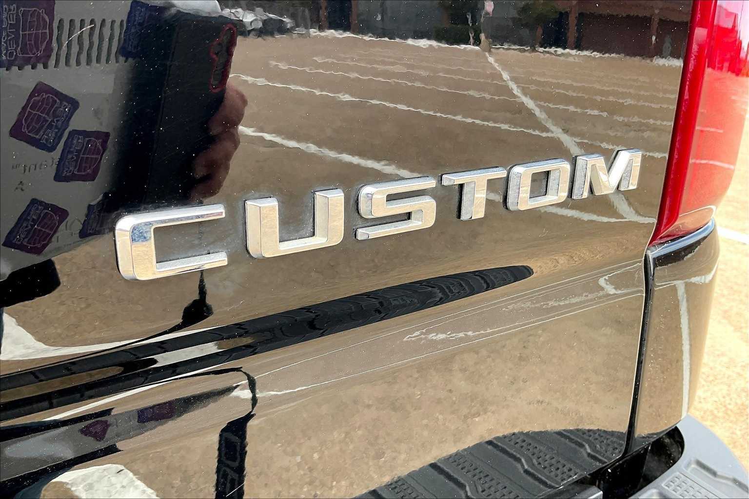 Thumbnail: 2024 Chevrolet Silverado 1500 - 7