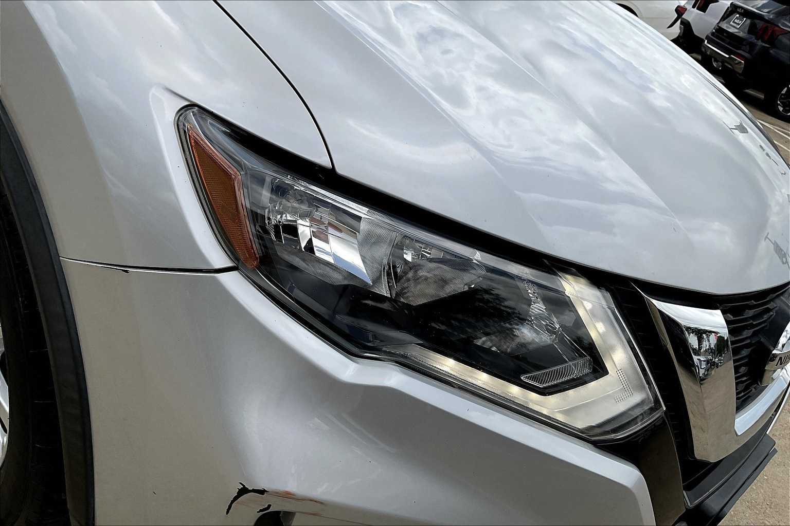 Thumbnail: 2017 Nissan Rogue - 30