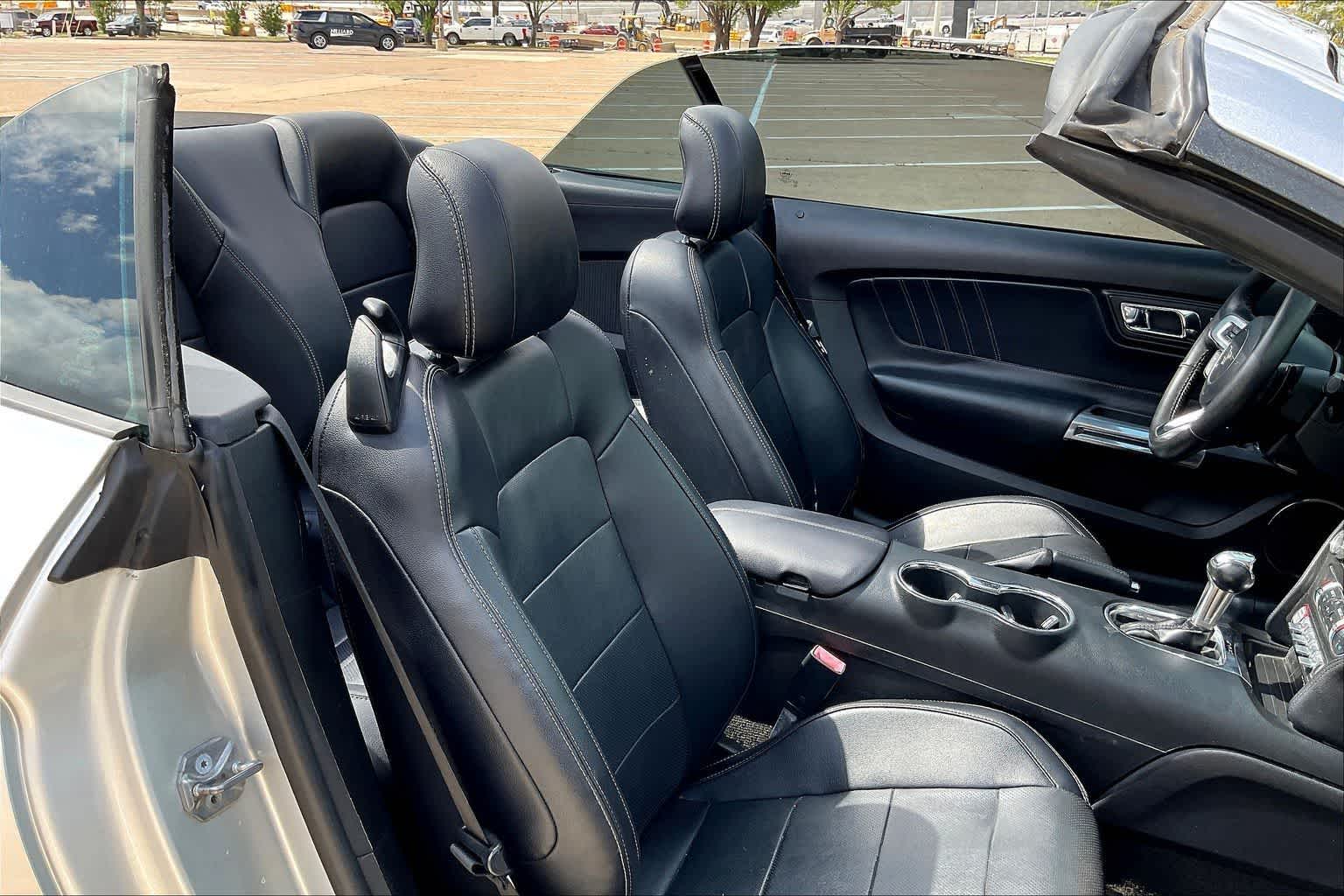 Thumbnail: 2017 Ford Mustang - 11