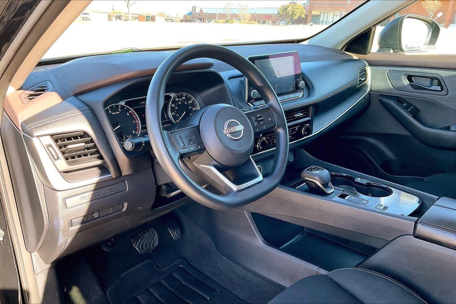 Thumbnail: 2023 Nissan Rogue - 2