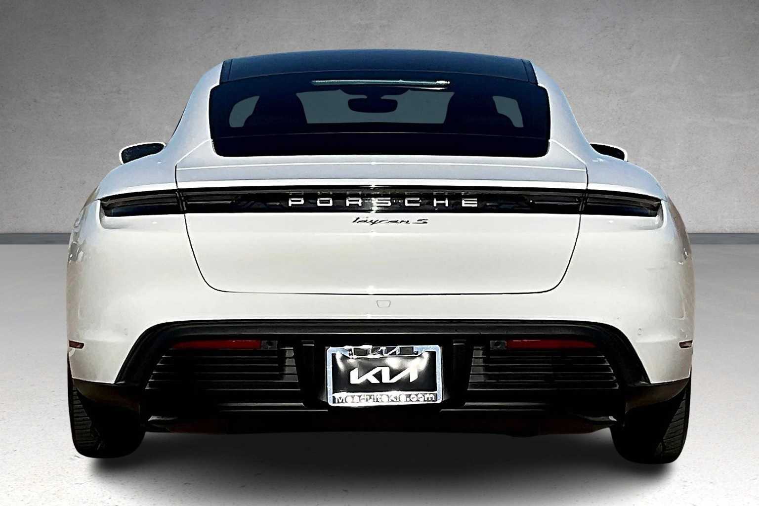 Thumbnail: 2020 Porsche Taycan - 5