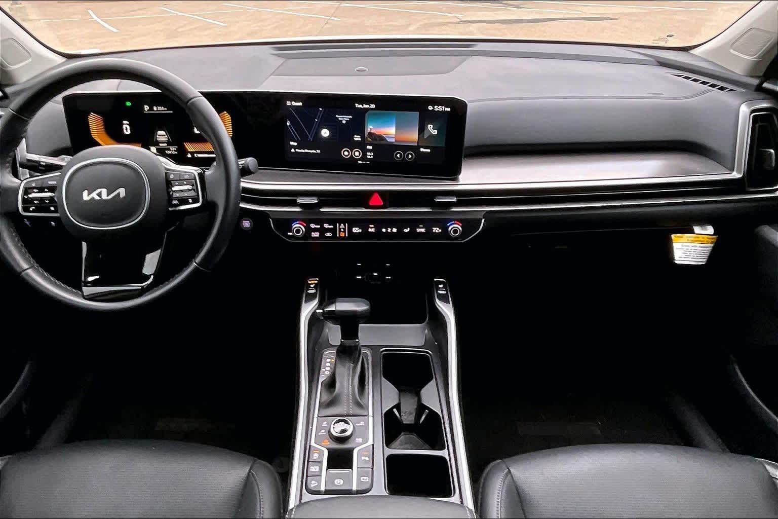 Thumbnail: 2024 Kia Sorento - 9