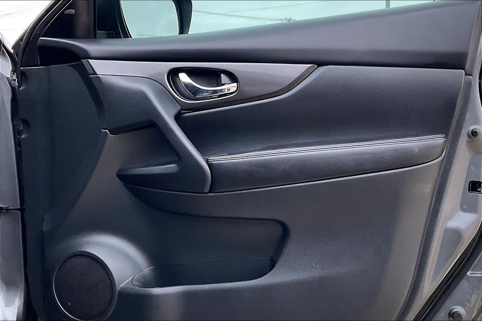 Thumbnail: 2019 Nissan Rogue - 28