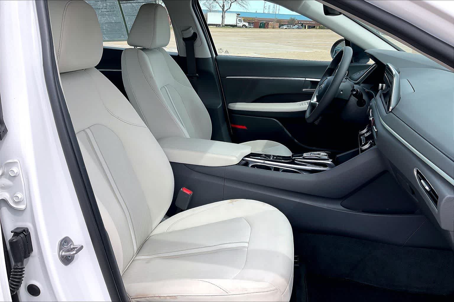 Thumbnail: 2023 Hyundai Sonata - 13