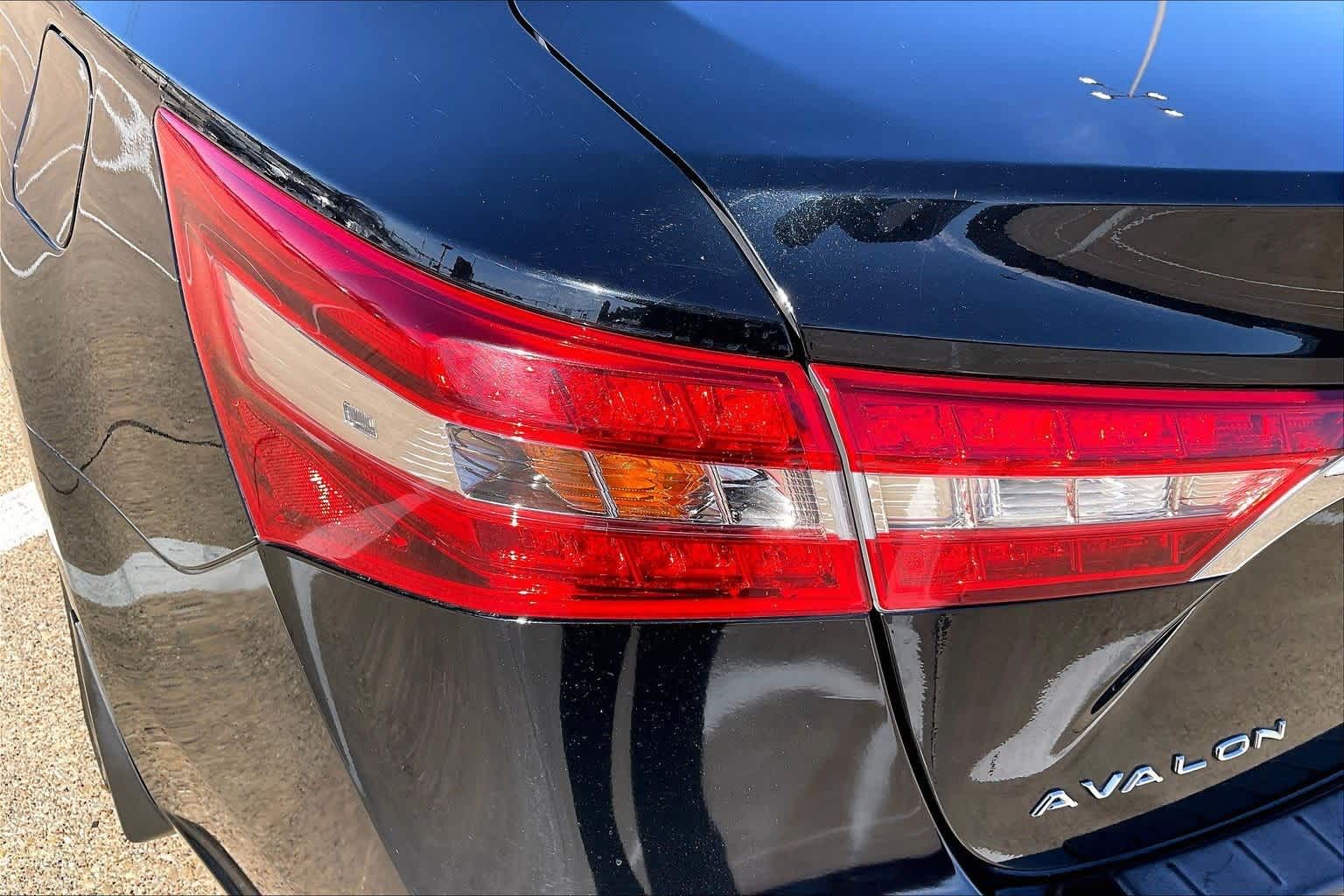 Thumbnail: 2018 Toyota Avalon - 31