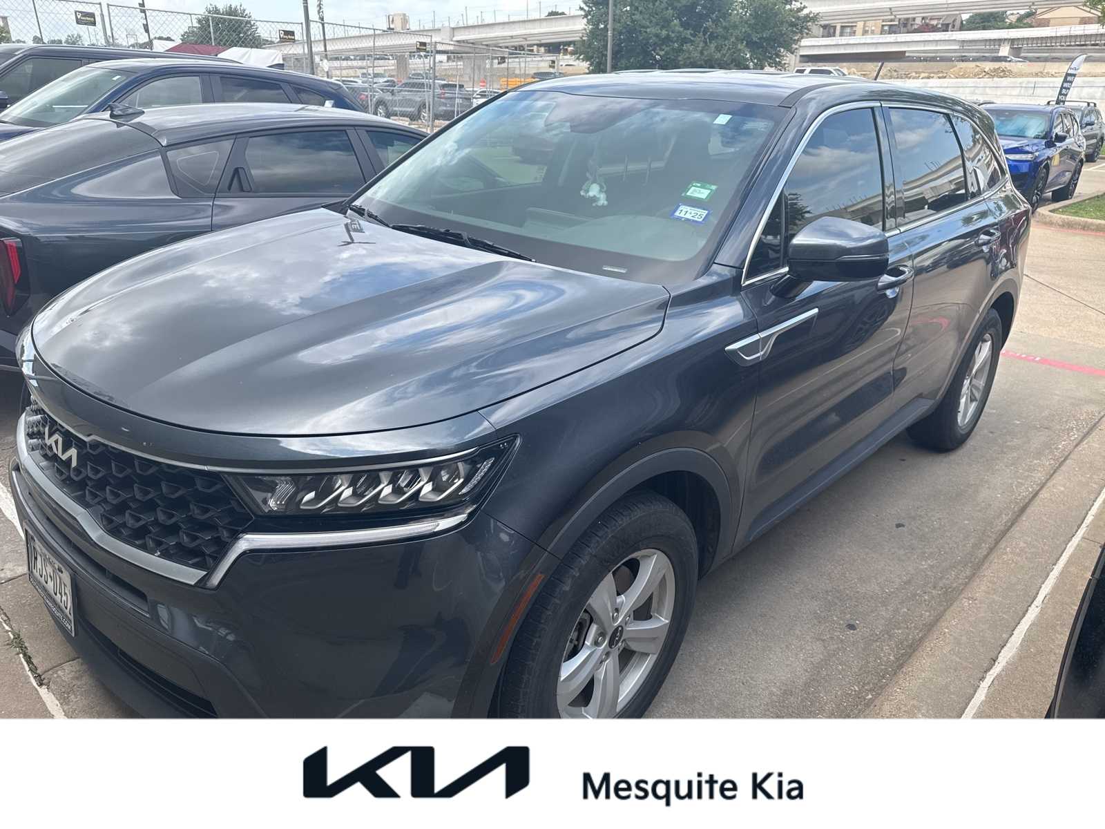 Thumbnail: 2022 Kia Sorento - 1