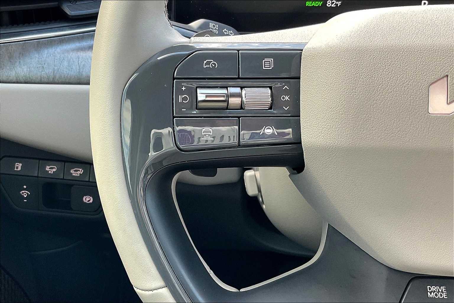 Thumbnail: 2024 Kia EV9 - 23