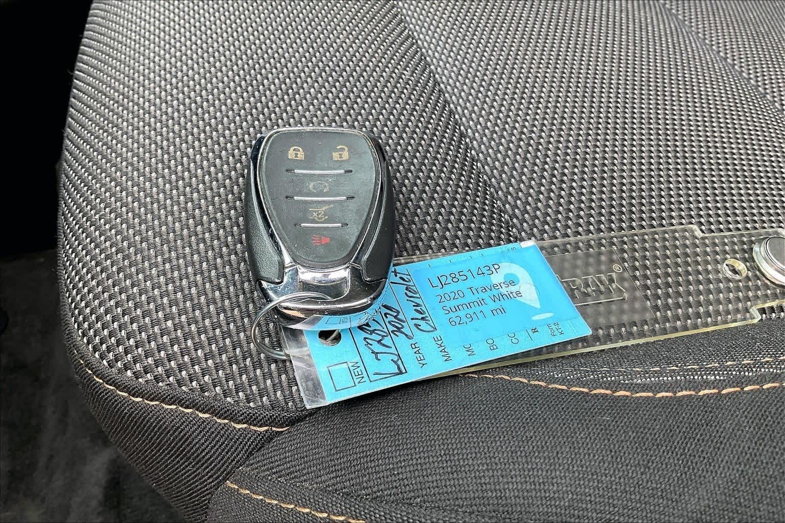 Thumbnail: 2020 Chevrolet Traverse - 19