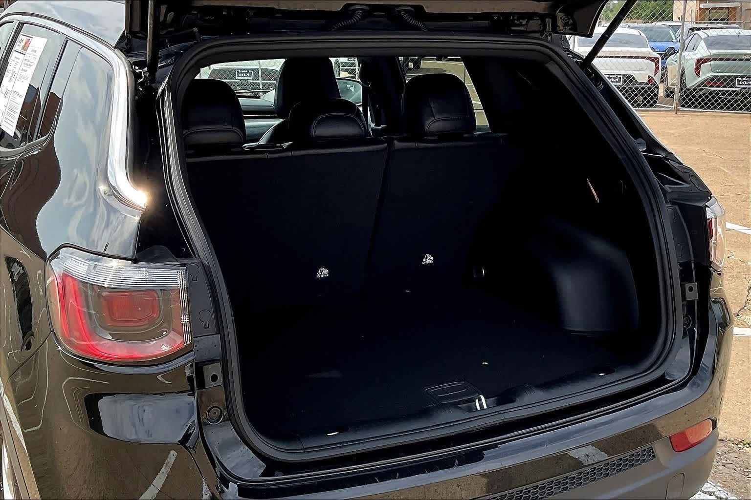 Thumbnail: 2025 Jeep Compass - 18