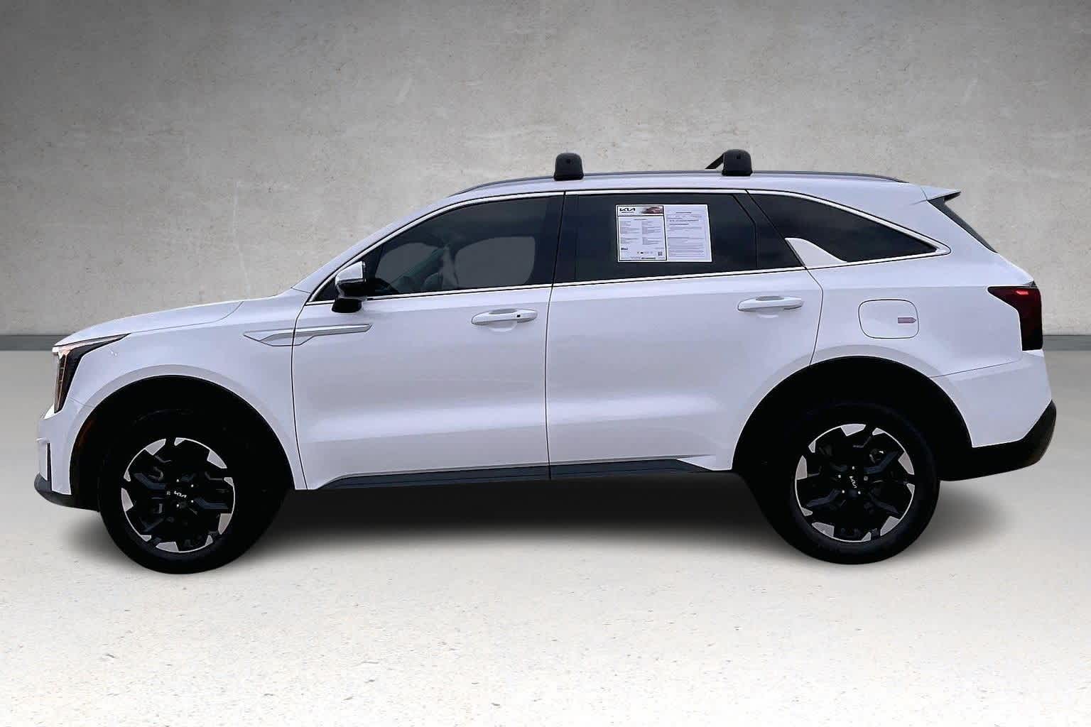 Thumbnail: 2024 Kia Sorento - 3