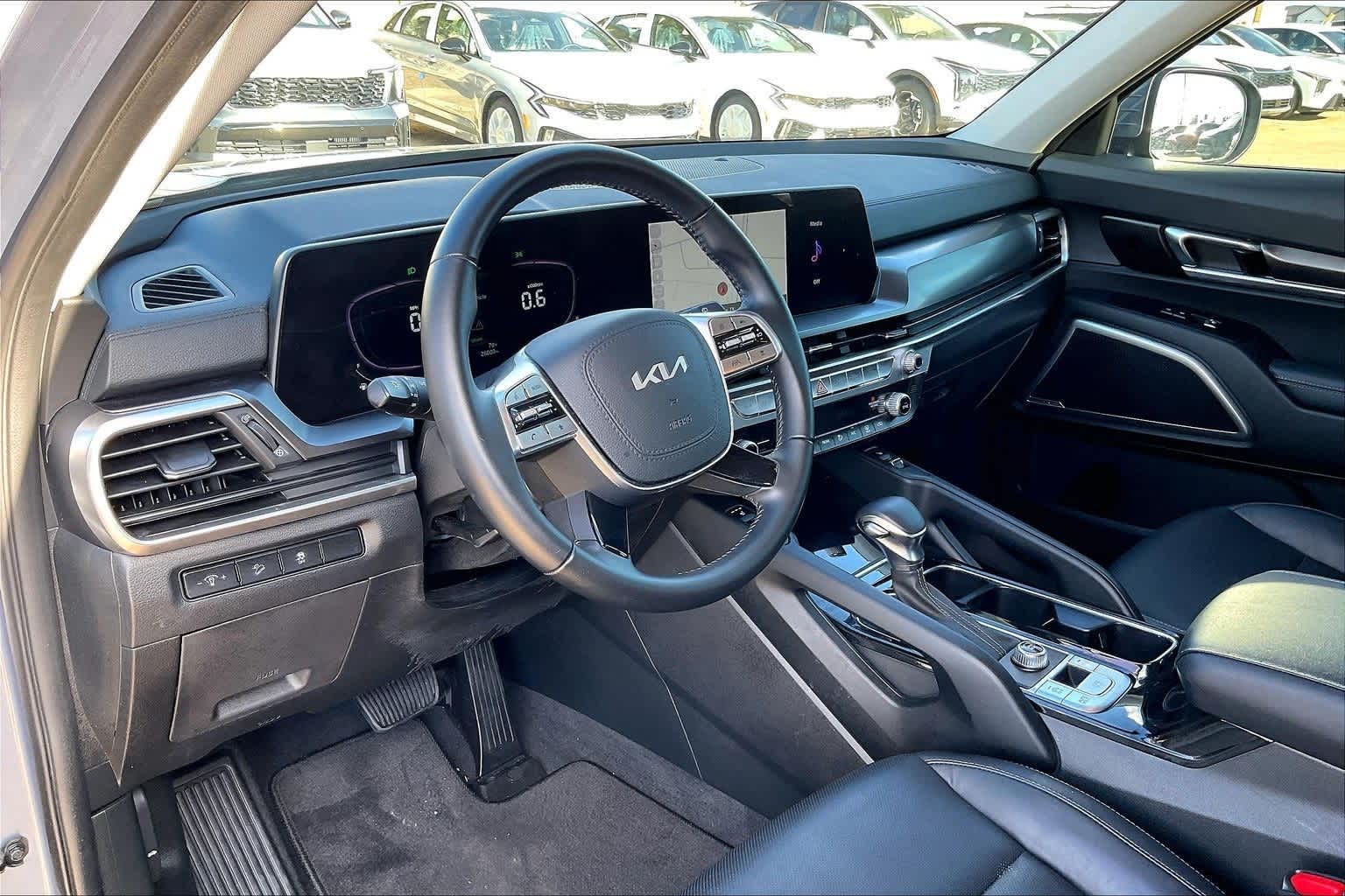 Thumbnail: 2023 Kia Telluride - 2