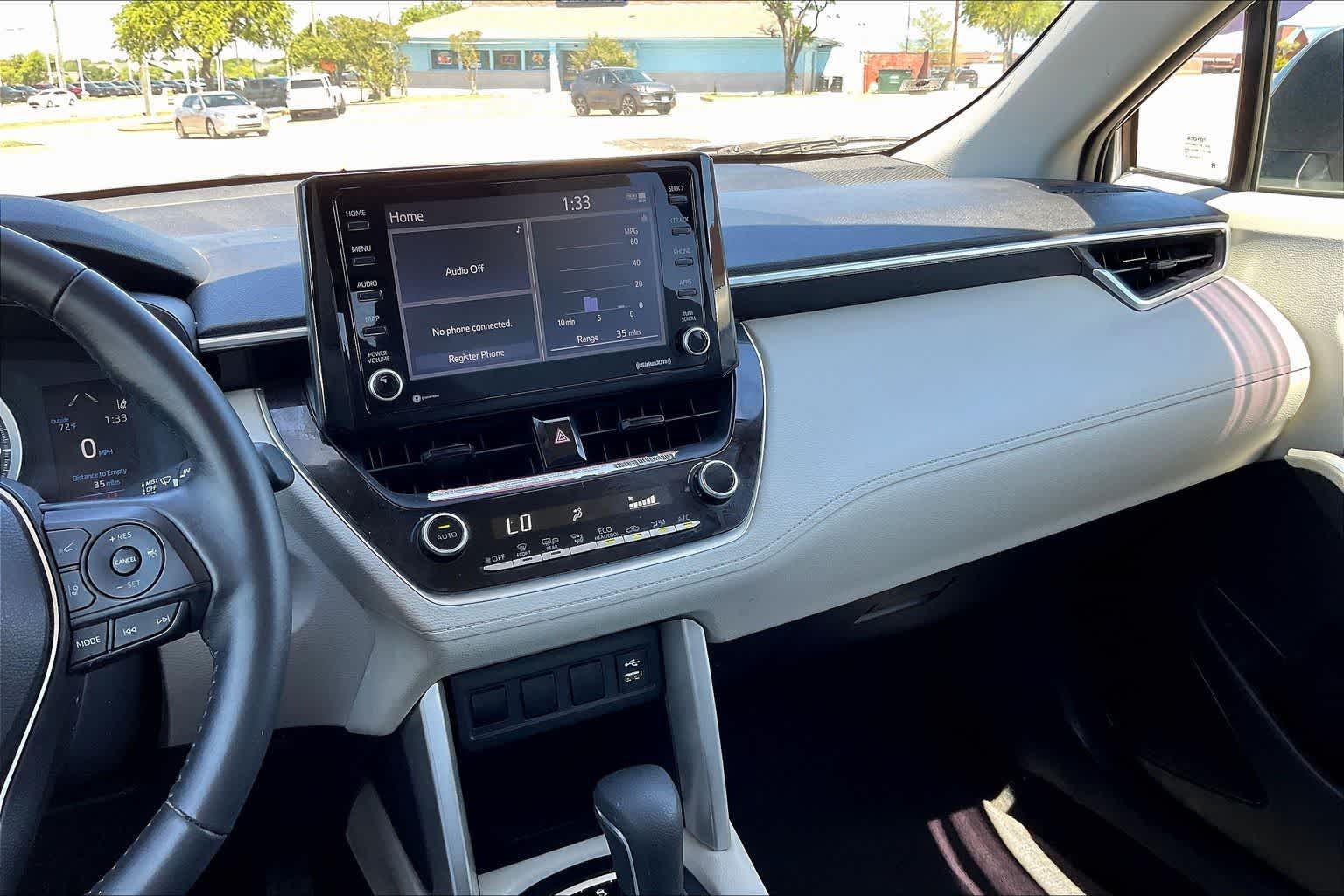 Thumbnail: 2022 Toyota Corolla Cross - 14