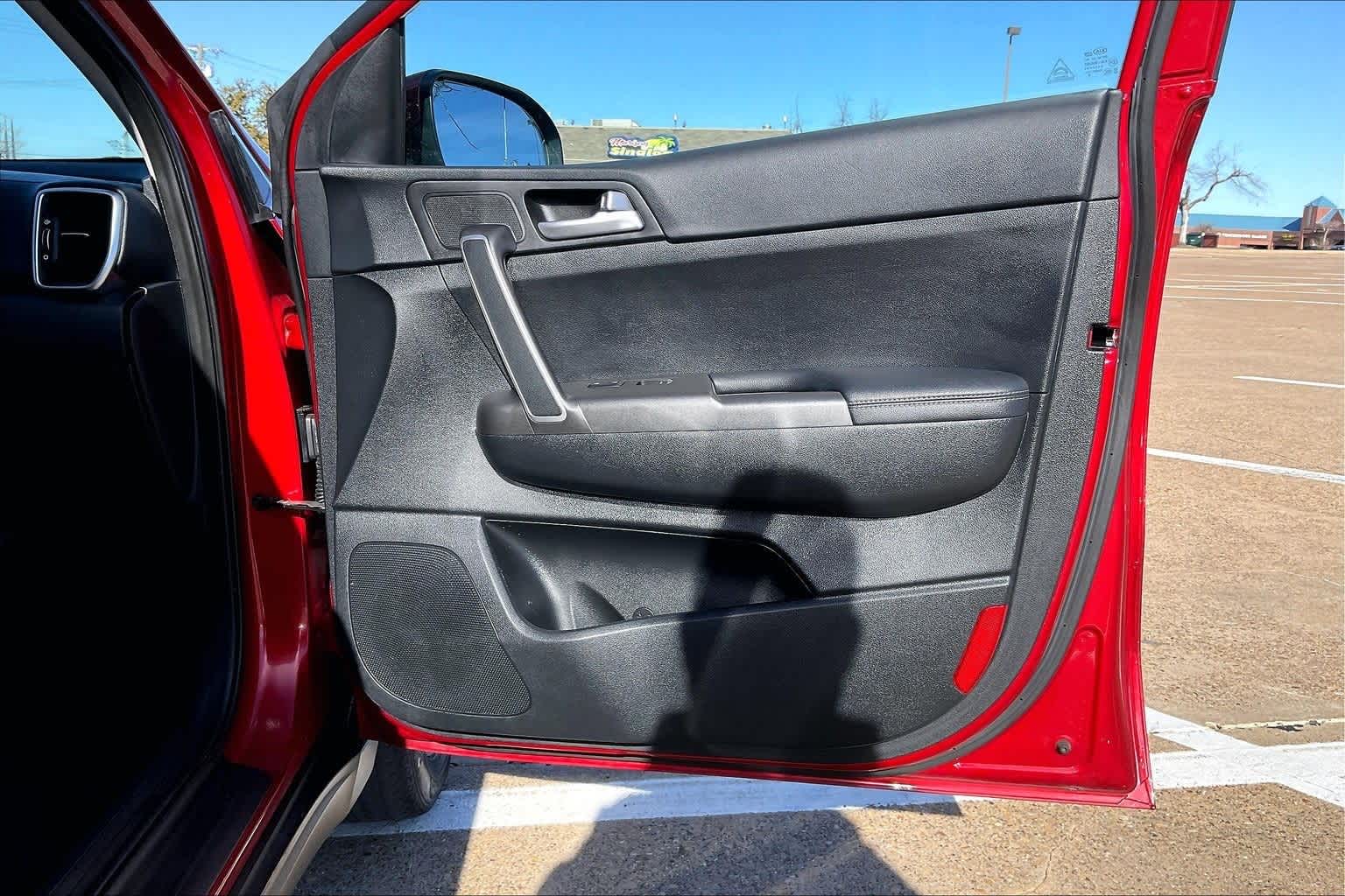 Thumbnail: 2022 Kia Sportage - 27