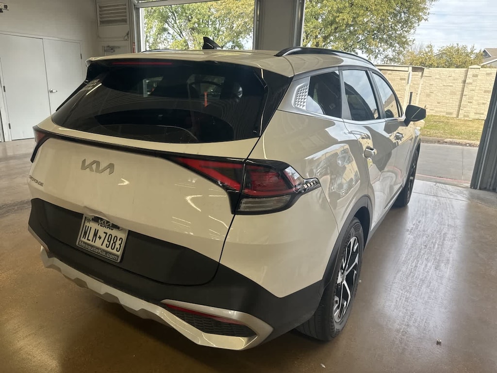 Certified 2025 Kia Sportage EX SUV