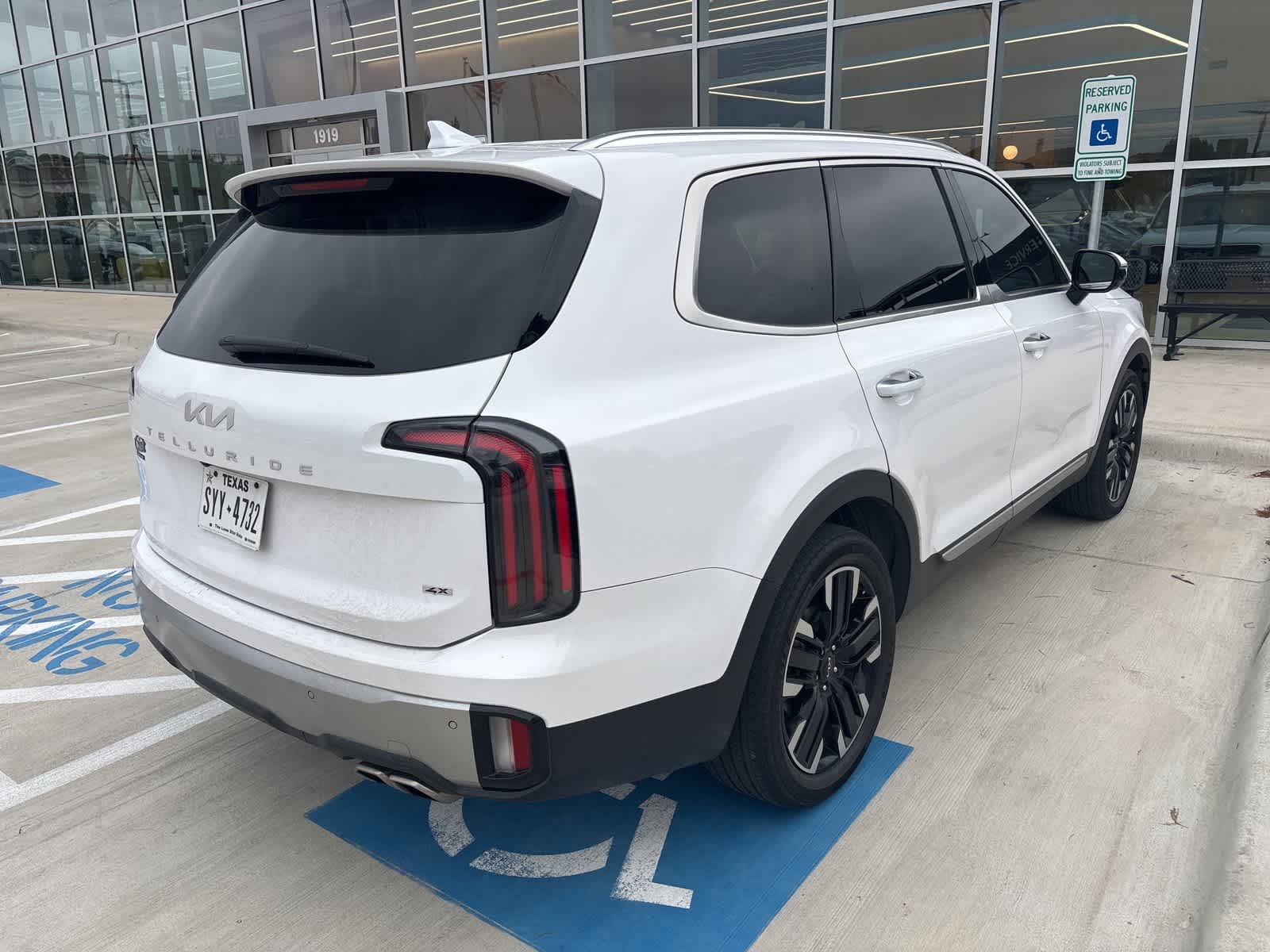Thumbnail: 2023 Kia Telluride - 6