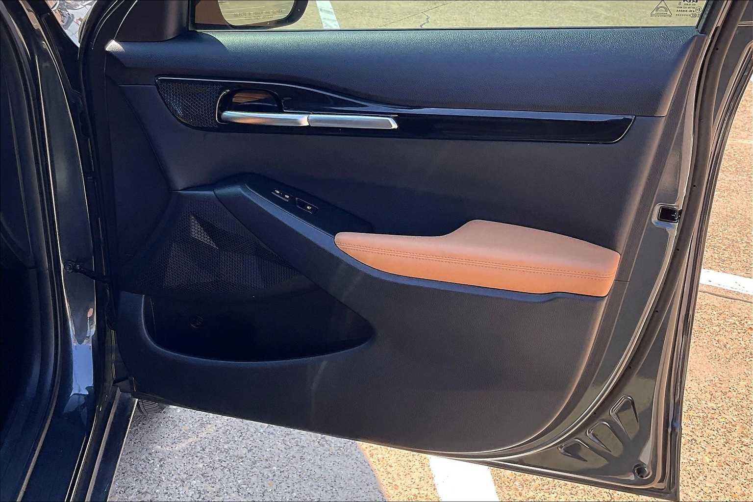 Thumbnail: 2024 Kia Seltos - 28