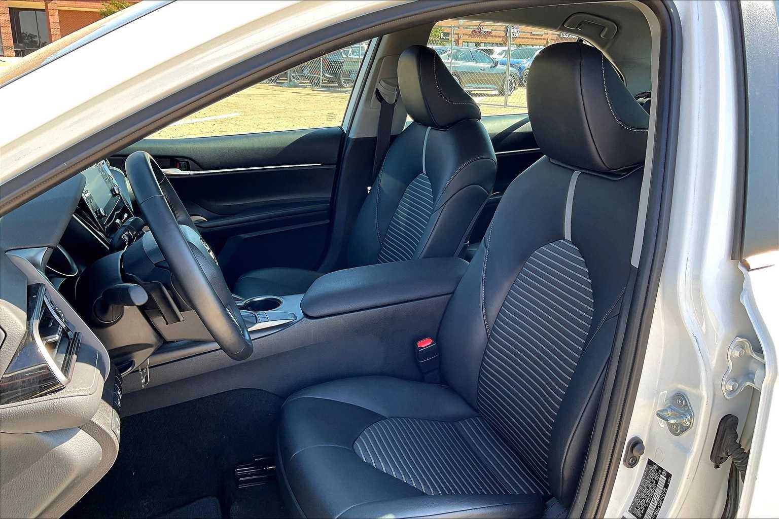 Thumbnail: 2024 Toyota Camry - 11