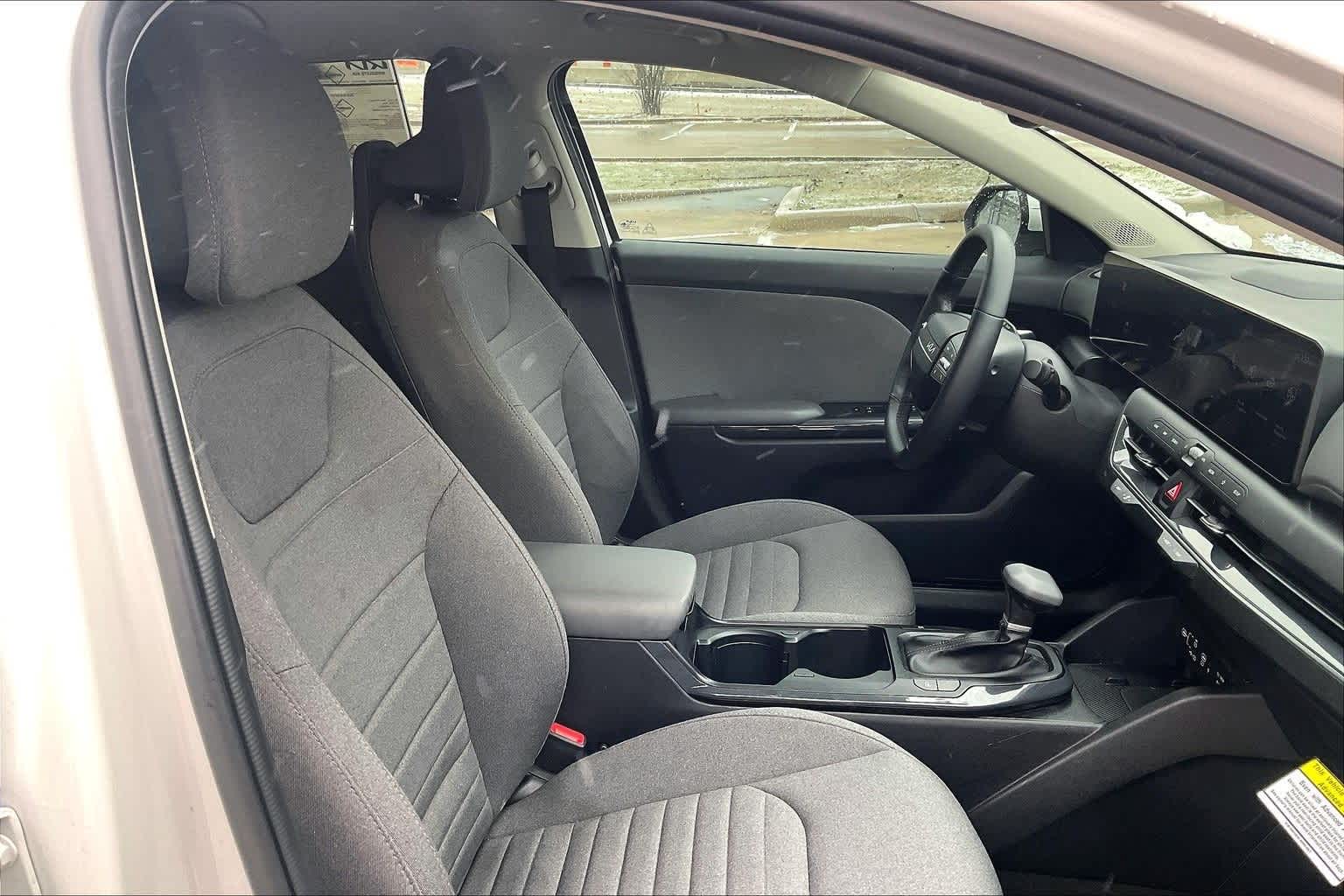 Thumbnail: 2025 Kia K4 - 12