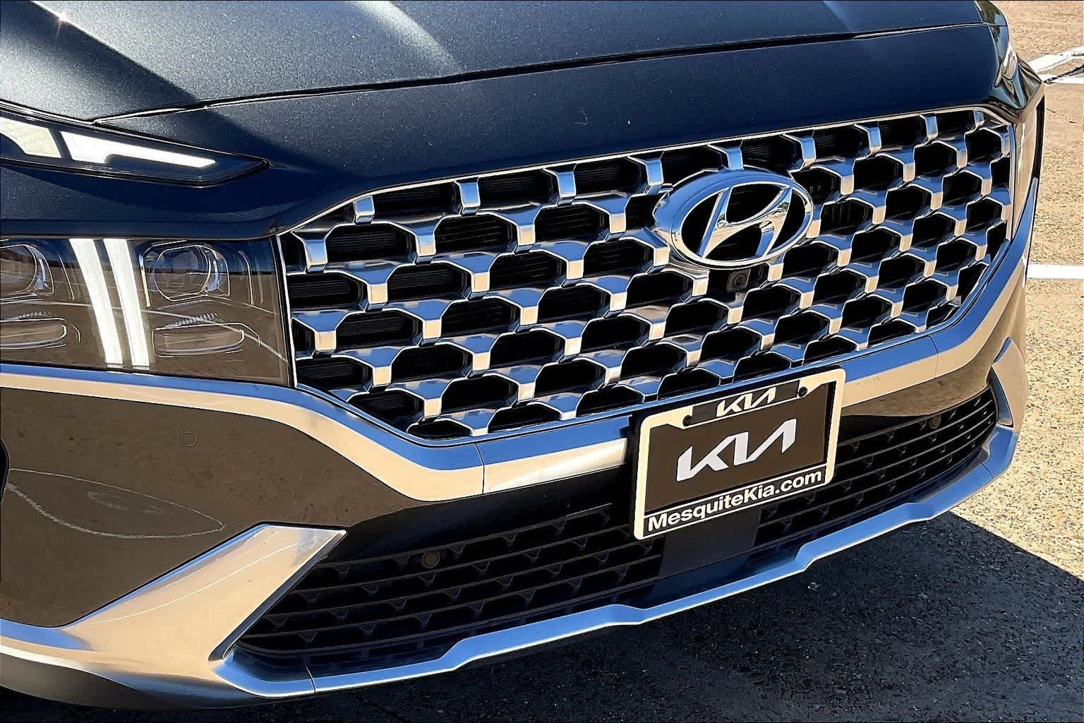 Thumbnail: 2023 Hyundai Santa Fe - 32