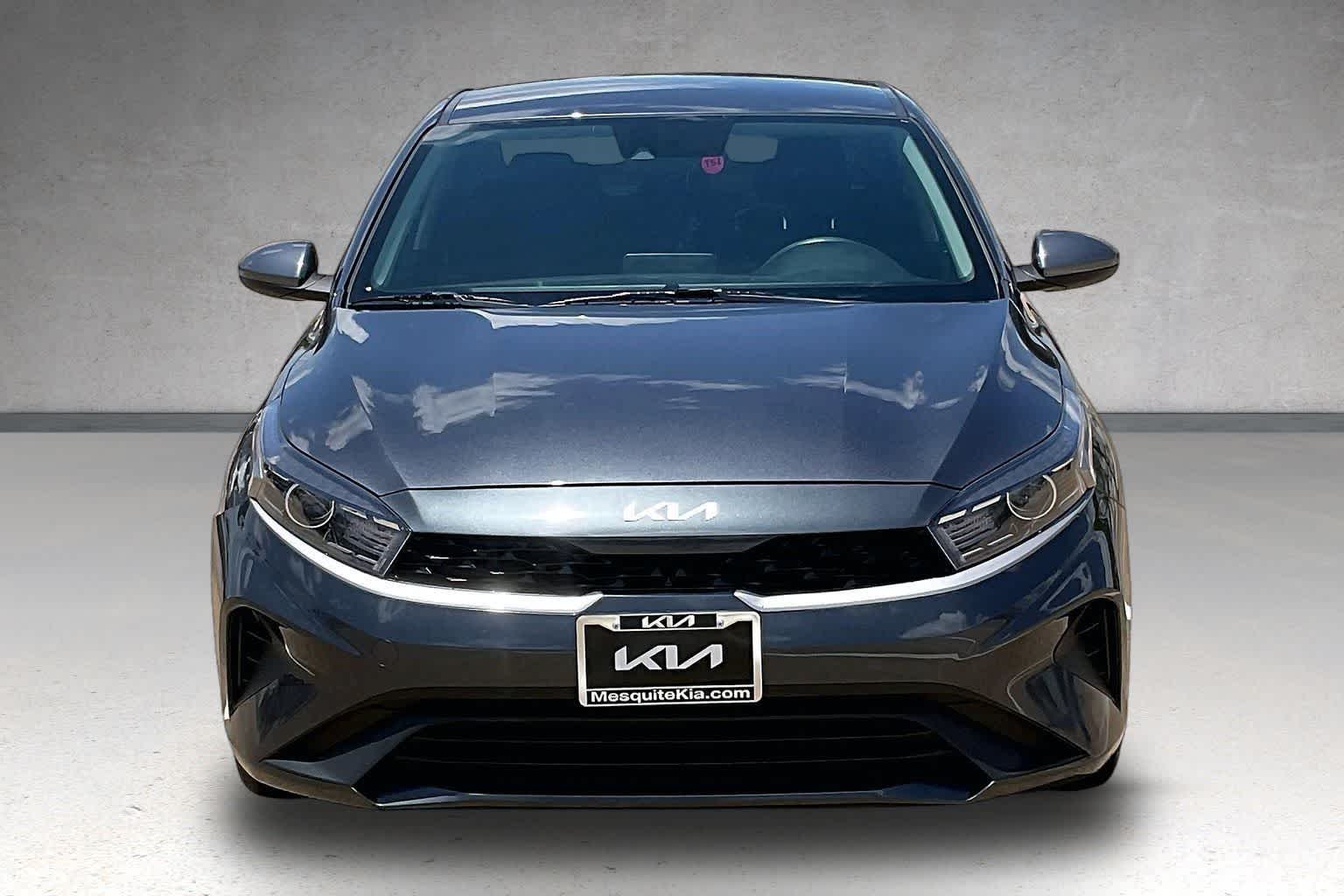 Thumbnail: 2023 Kia Forte - 6