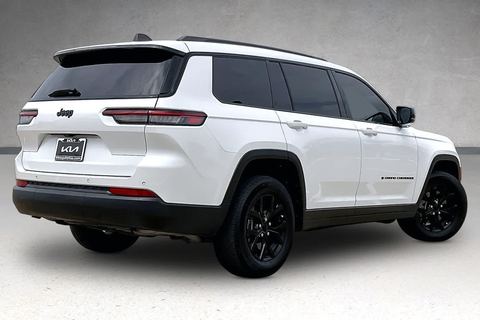 Thumbnail: 2025 Jeep Grand Cherokee L - 20