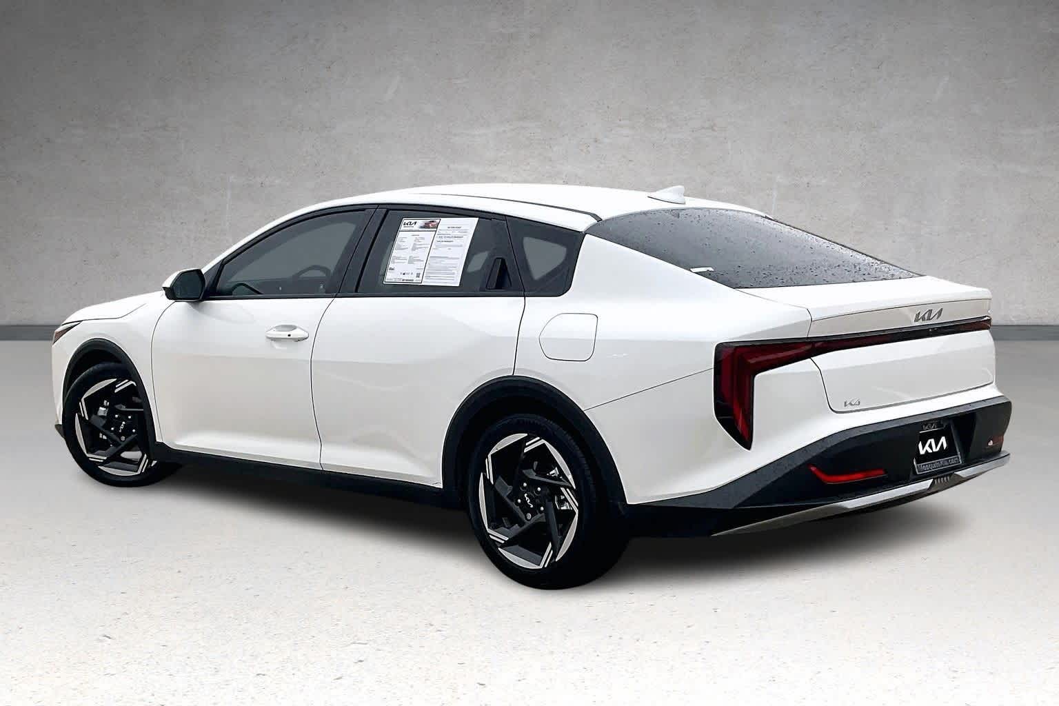 Thumbnail: 2025 Kia K4 - 4