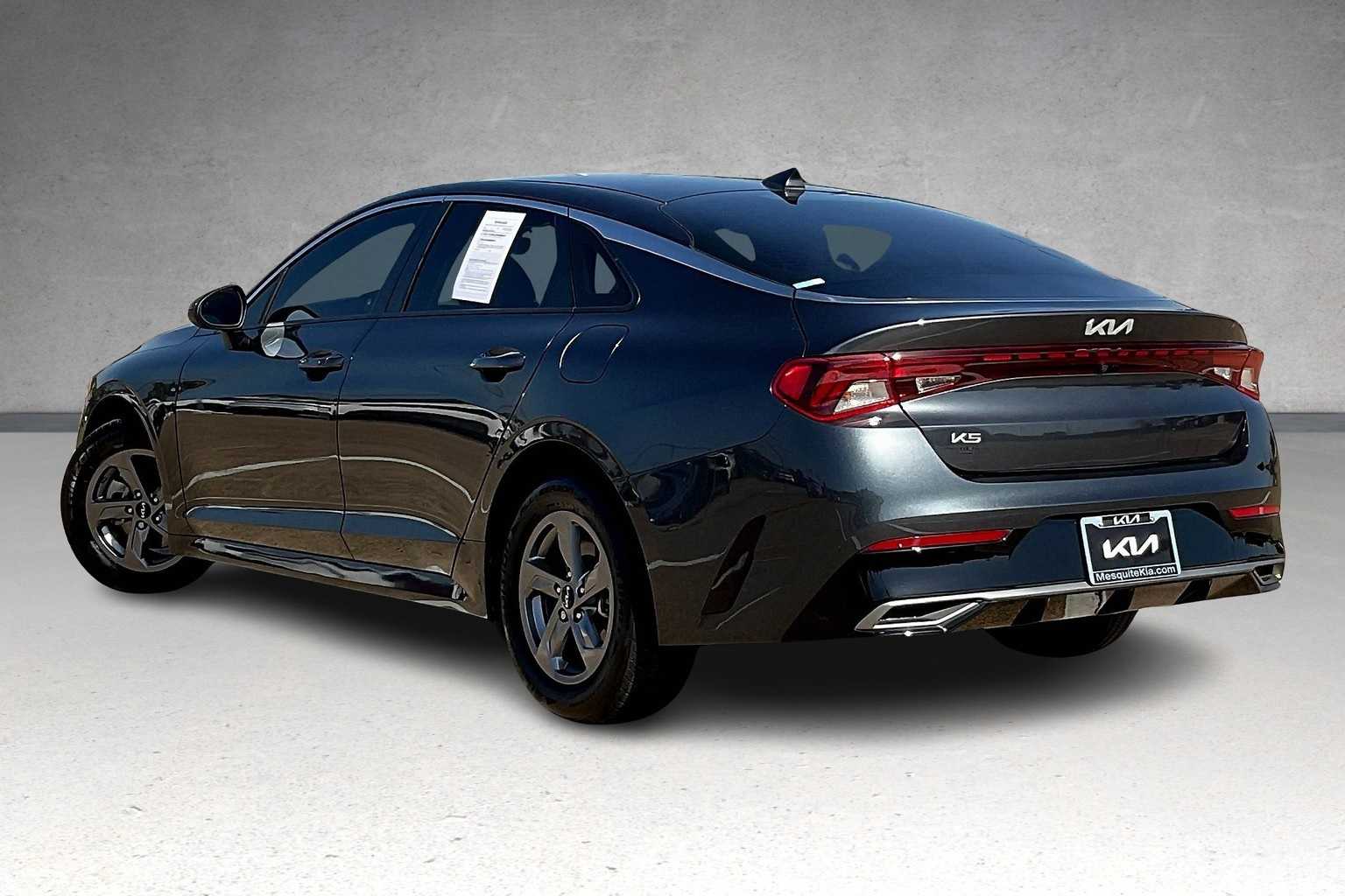 Thumbnail: 2023 Kia K5 - 4