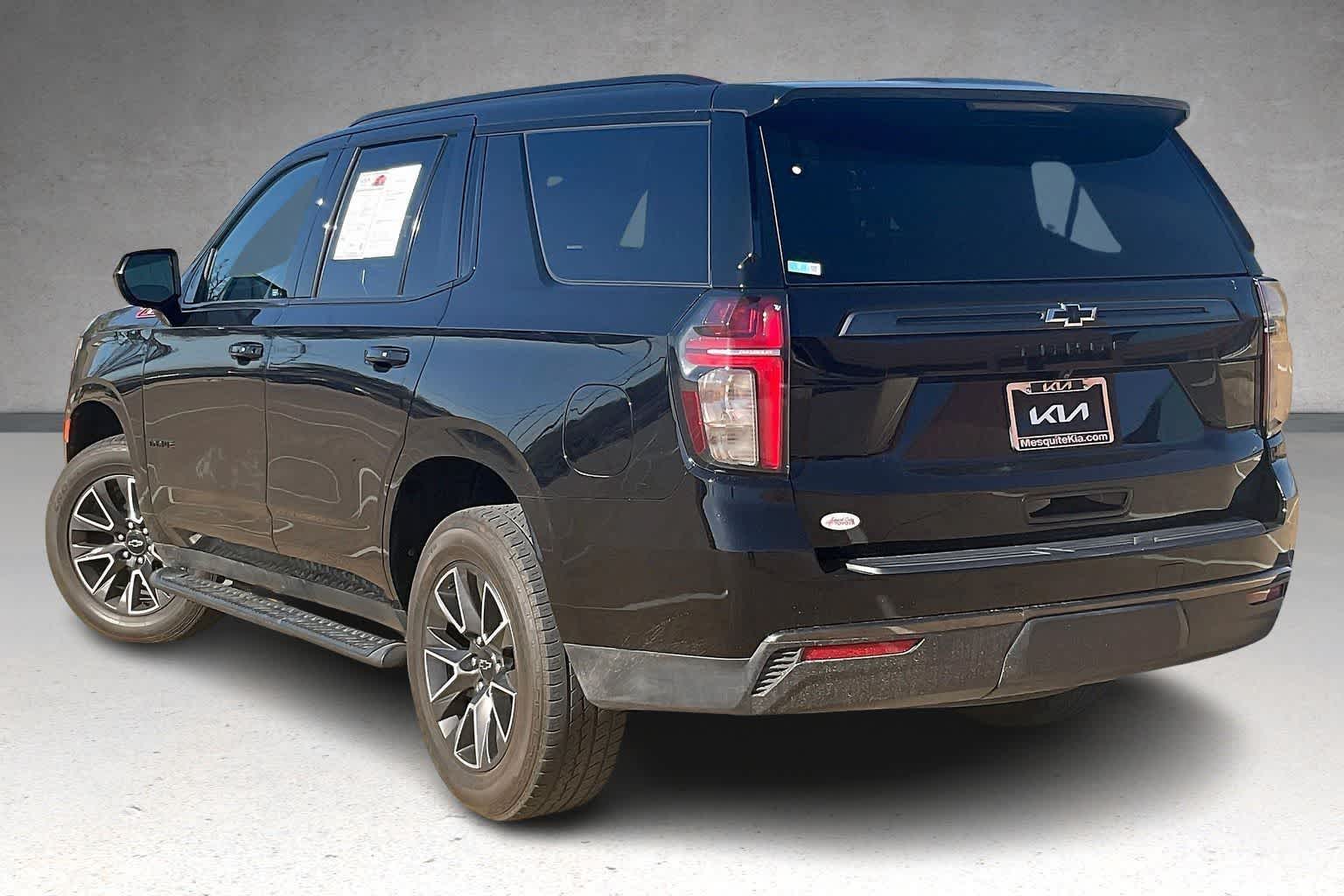 Thumbnail: 2022 Chevrolet Tahoe - 4