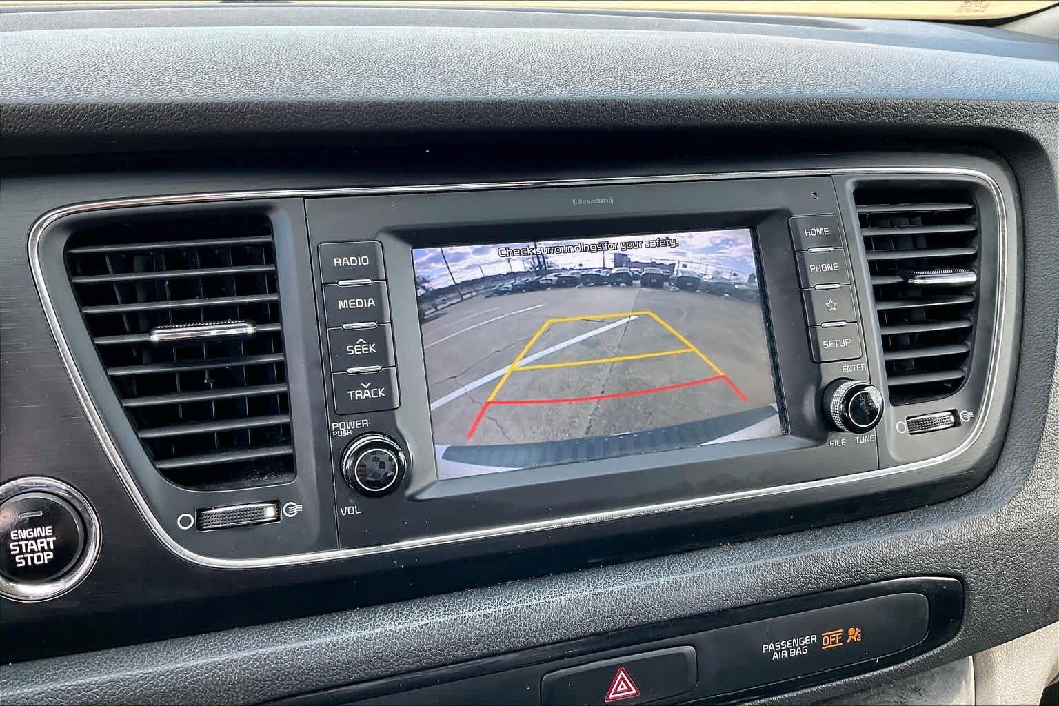 Thumbnail: 2019 Kia Sedona - 26