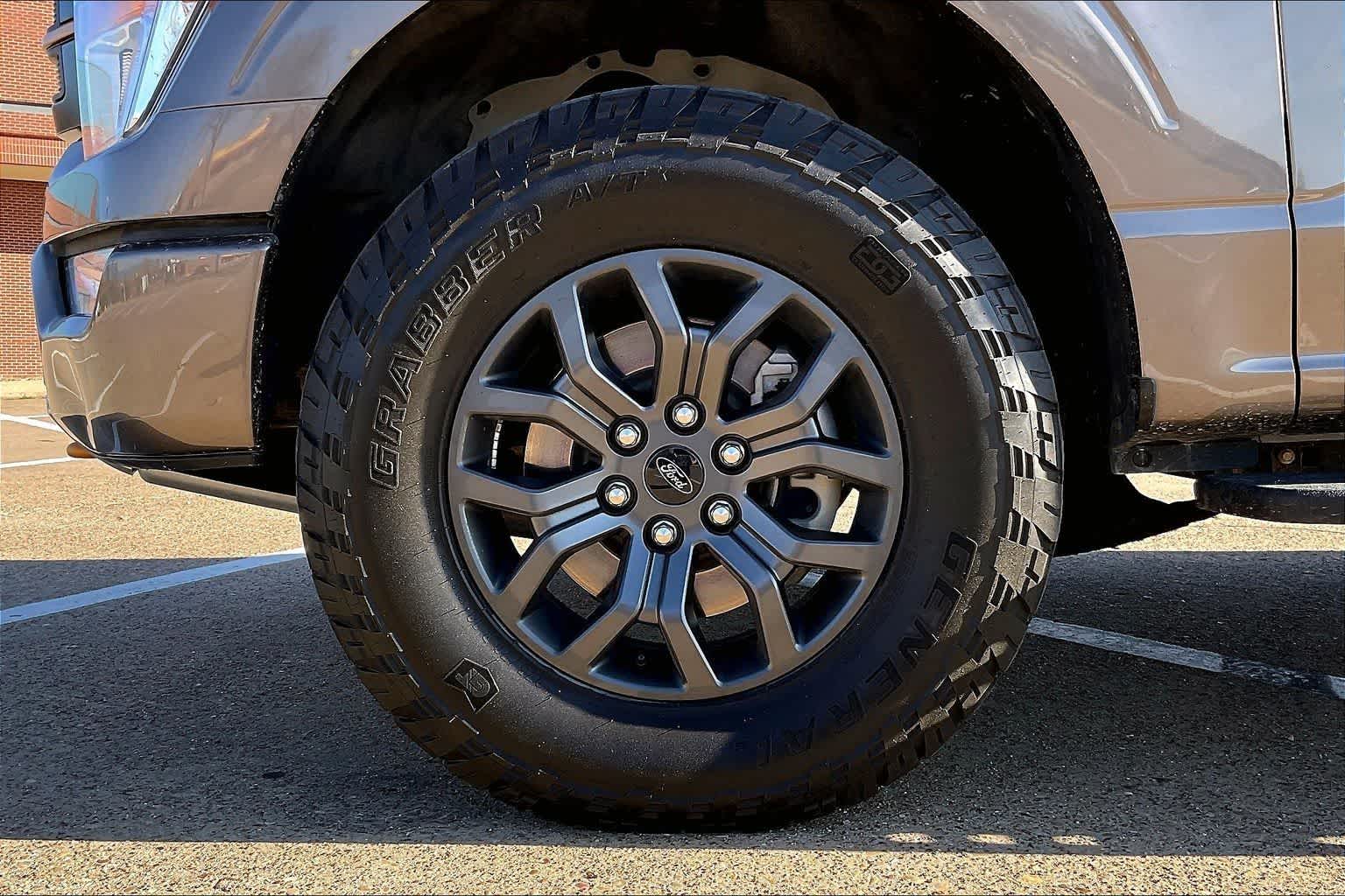 Thumbnail: 2022 Ford F-150 - 9