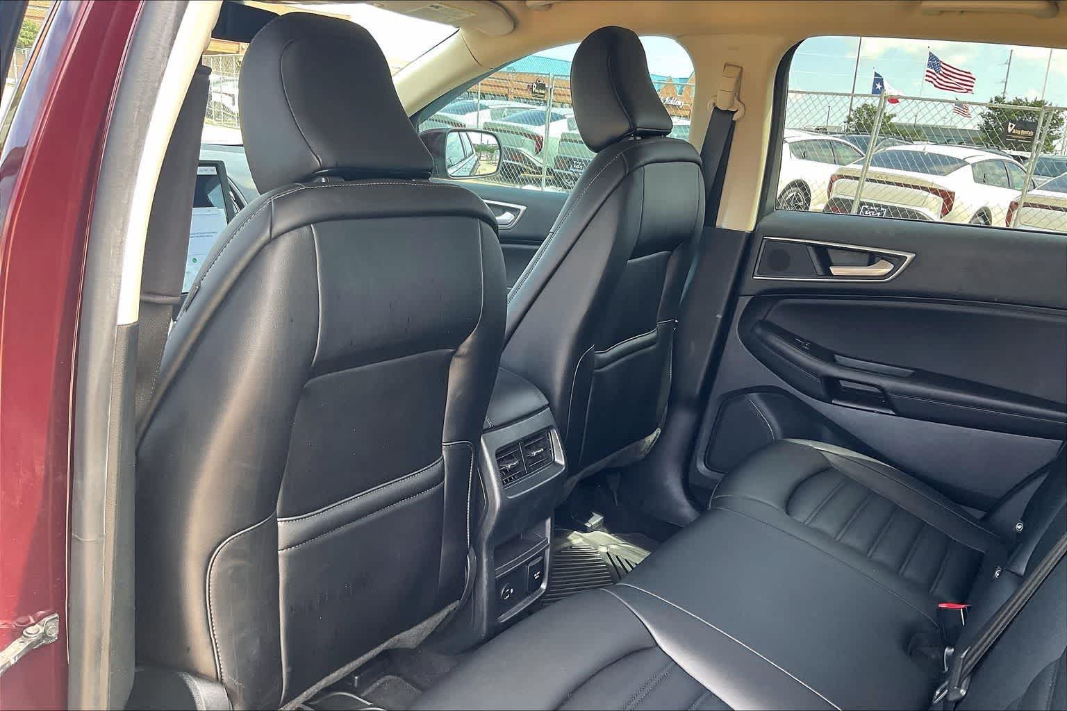 Thumbnail: 2022 Ford Edge - 11