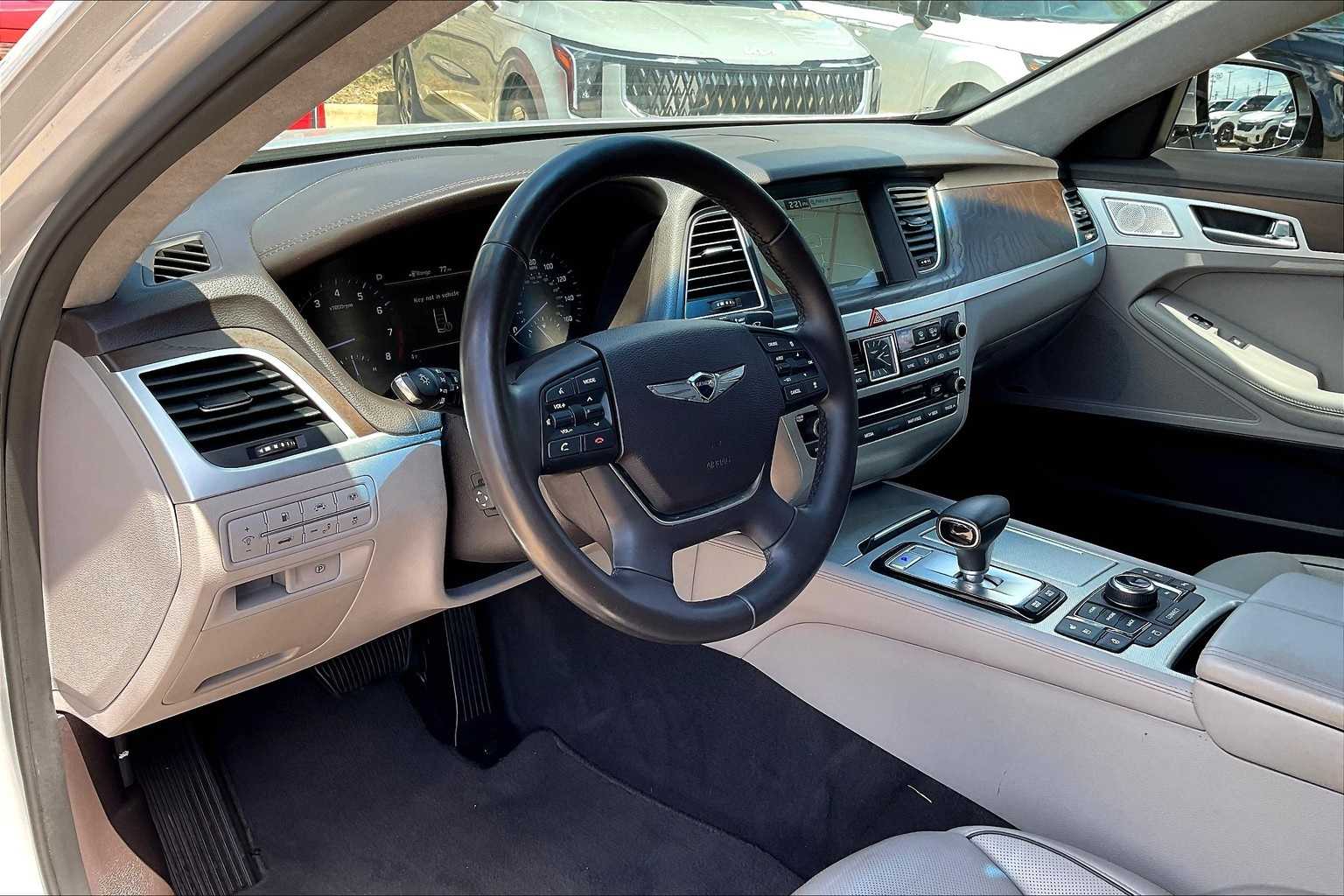 Thumbnail: 2019 Genesis G80 - 2