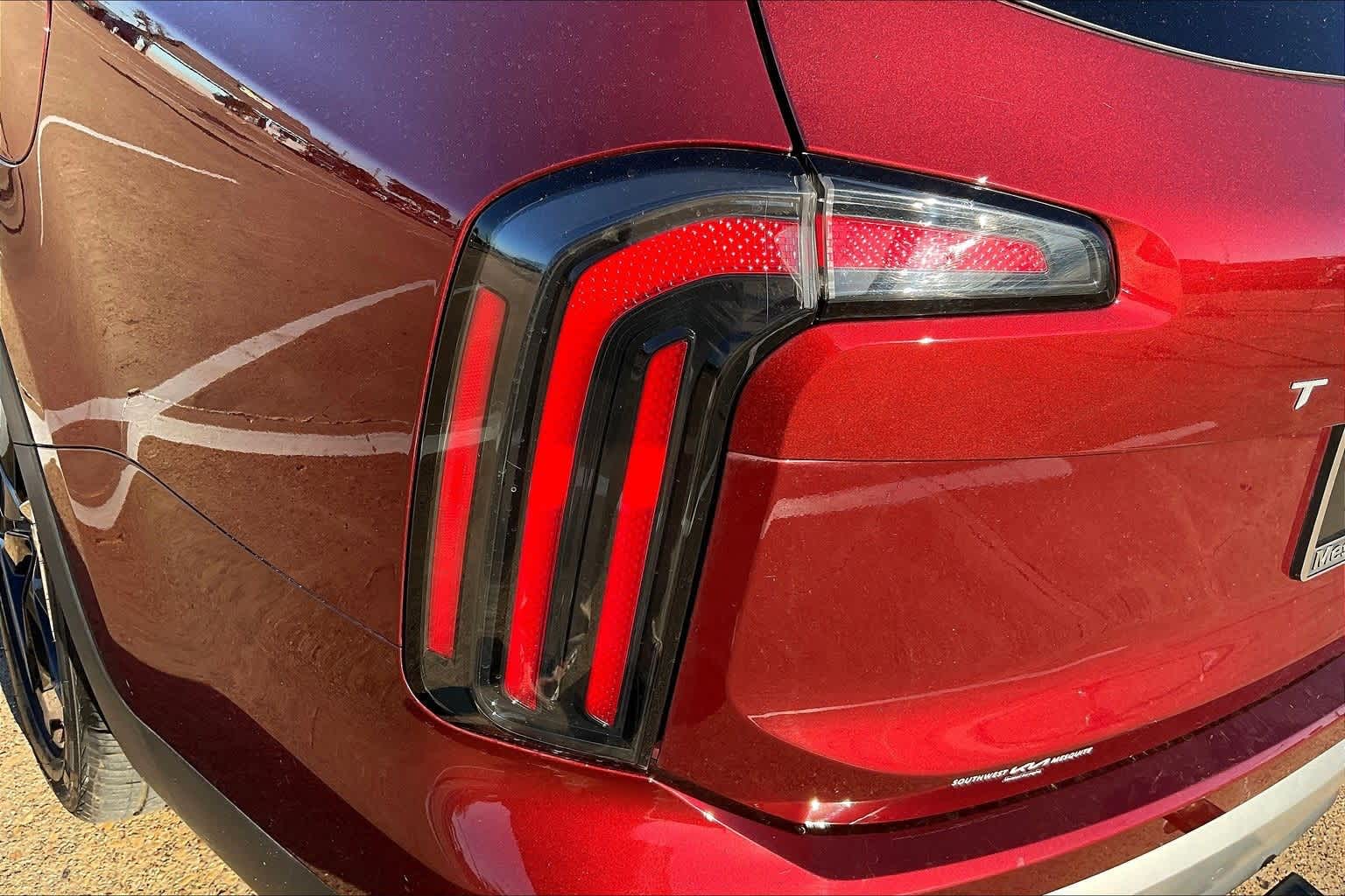 Thumbnail: 2023 Kia Telluride - 31