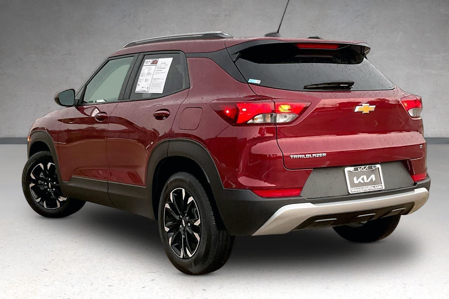 Thumbnail: 2023 Chevrolet TrailBlazer - 4