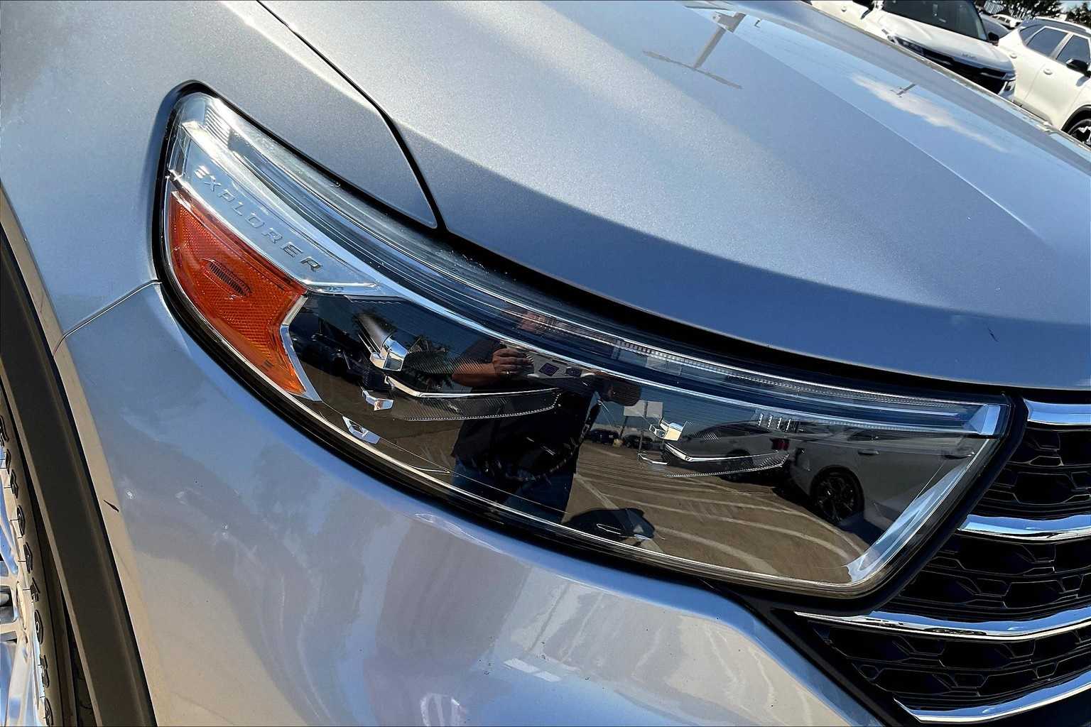 Thumbnail: 2021 Ford Explorer - 30