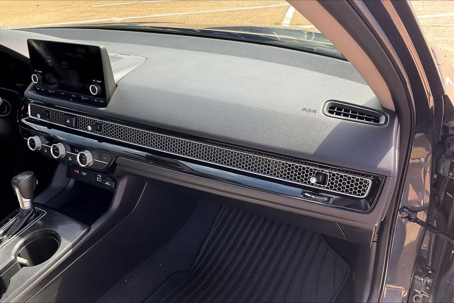 Thumbnail: 2022 Honda Civic - 23