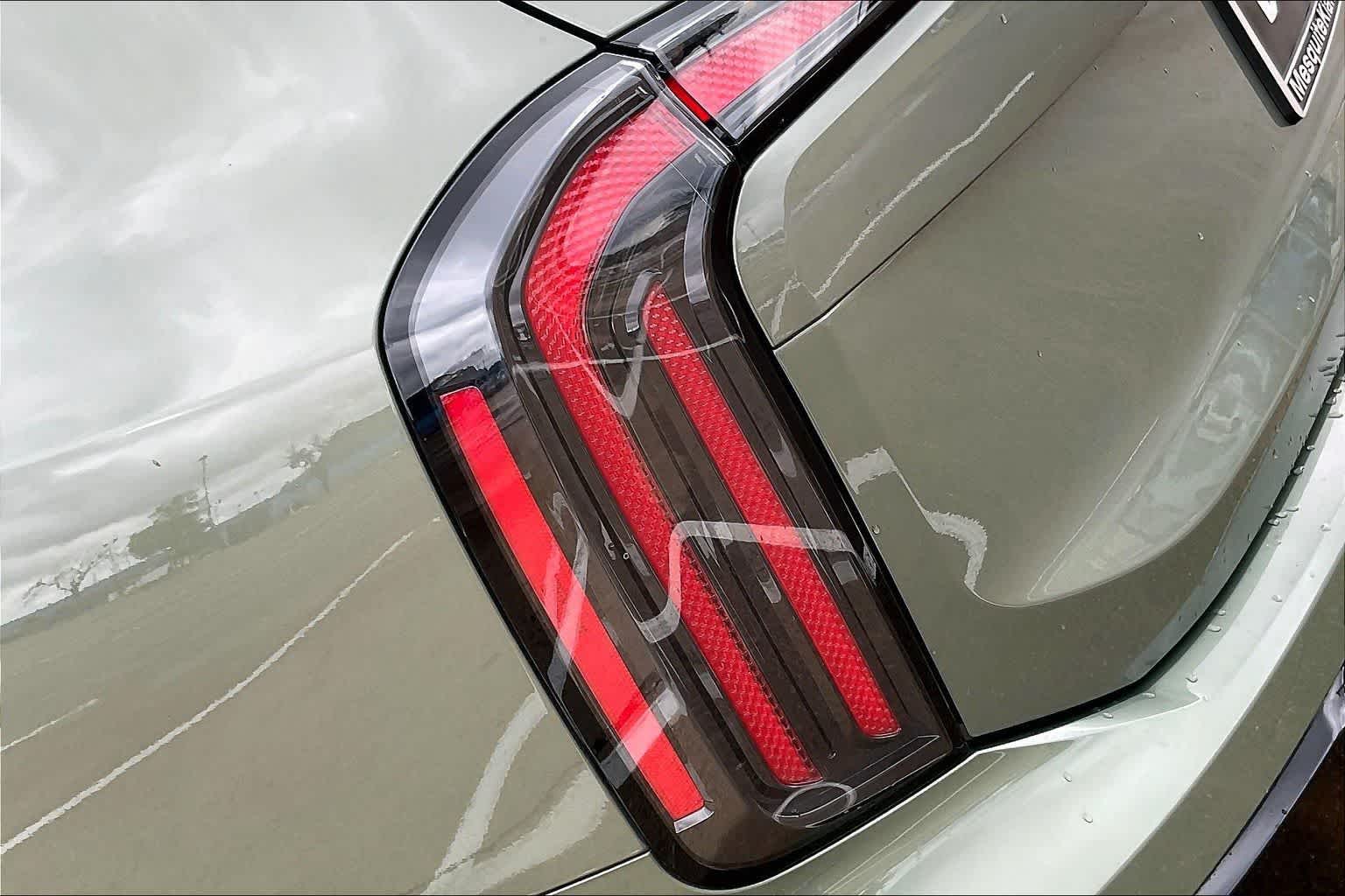 Thumbnail: 2024 Kia Telluride - 32