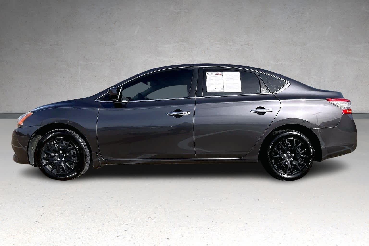 Thumbnail: 2015 Nissan Sentra - 3