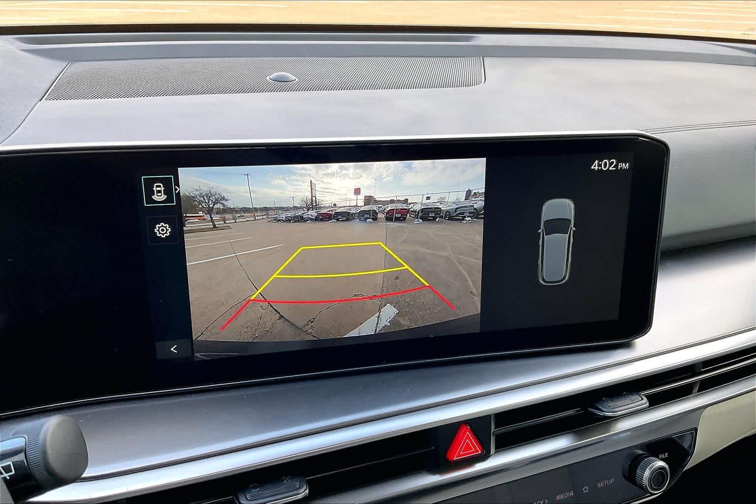 Thumbnail: 2025 Kia Sorento - 24