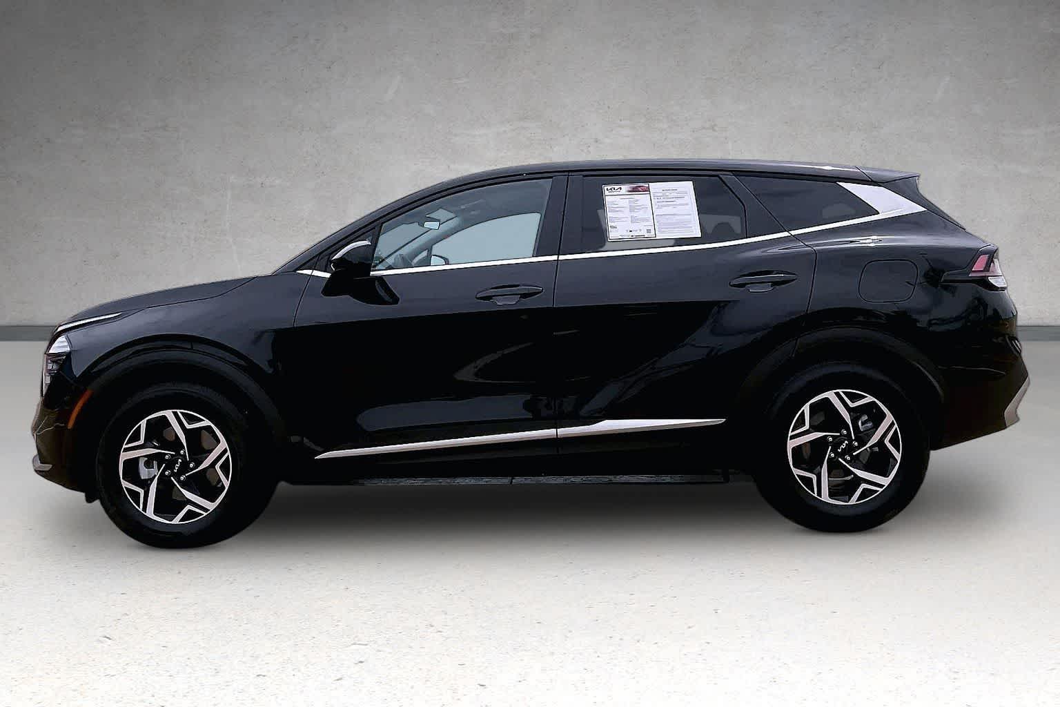 Thumbnail: 2025 Kia Sportage - 3