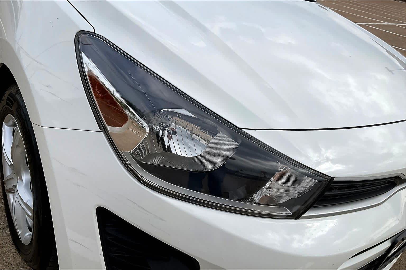 Thumbnail: 2022 Kia Rio - 29